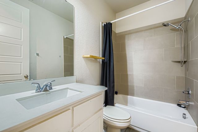 833 Knoxbridge Road, Forney, TX 75126