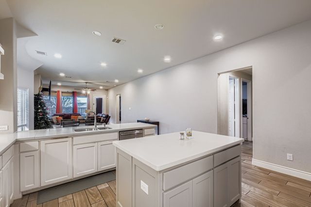 833 Knoxbridge Road, Forney, TX 75126