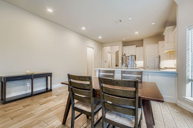 833 Knoxbridge Road, Forney, TX 75126