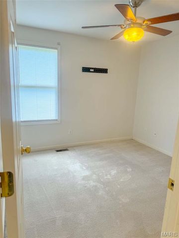 171 Homefield Gardens Drive, O'fallon, MO 63366
