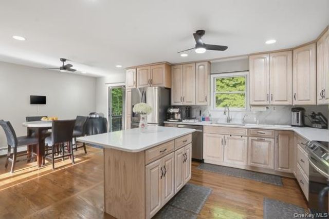 31 Laura Road, Monroe, NY 10950