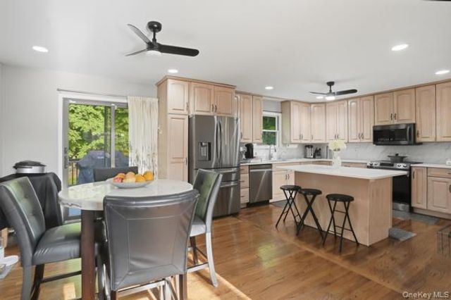 31 Laura Road, Monroe, NY 10950