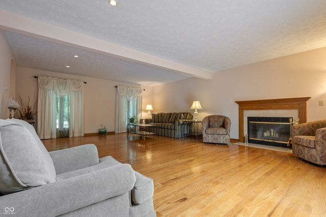 3022 Walnut Court, Greenfield, IN 46140