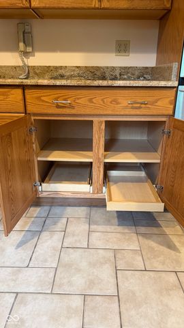 3022 Walnut Court, Greenfield, IN 46140