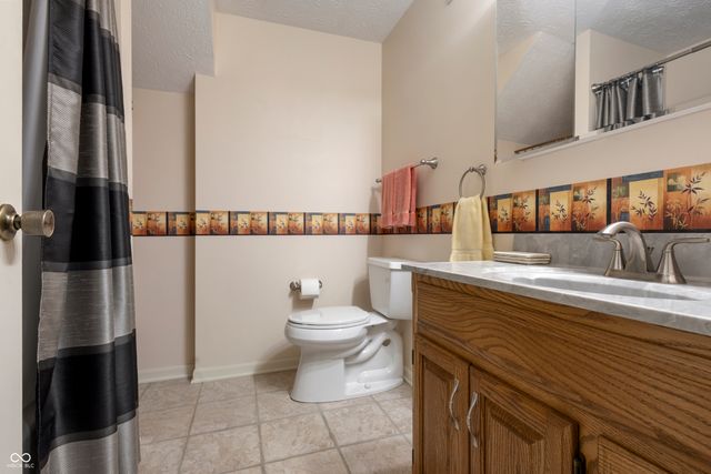 3022 Walnut Court, Greenfield, IN 46140