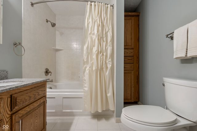 3022 Walnut Court, Greenfield, IN 46140