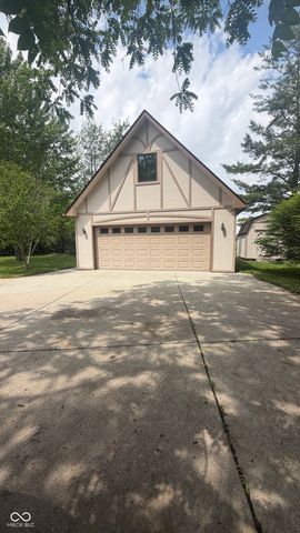 3022 Walnut Court, Greenfield, IN 46140