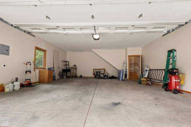 3022 Walnut Court, Greenfield, IN 46140