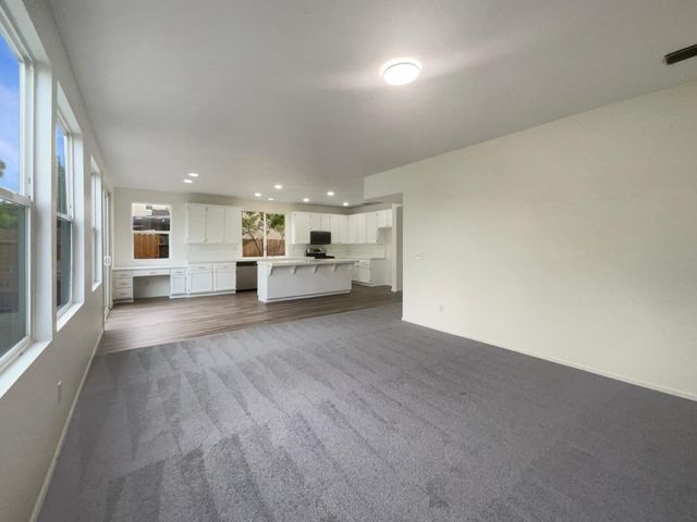 10084 Schuler Ranch Rd, Elk Grove, CA 95757