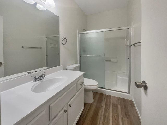 10084 Schuler Ranch Rd, Elk Grove, CA 95757