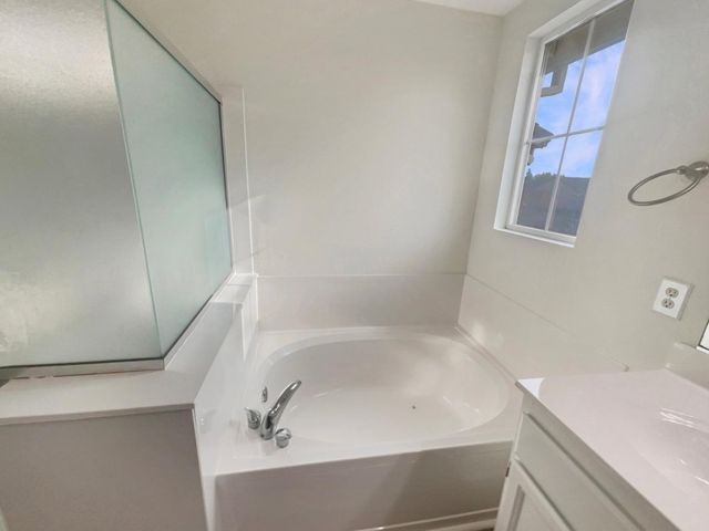 10084 Schuler Ranch Rd, Elk Grove, CA 95757