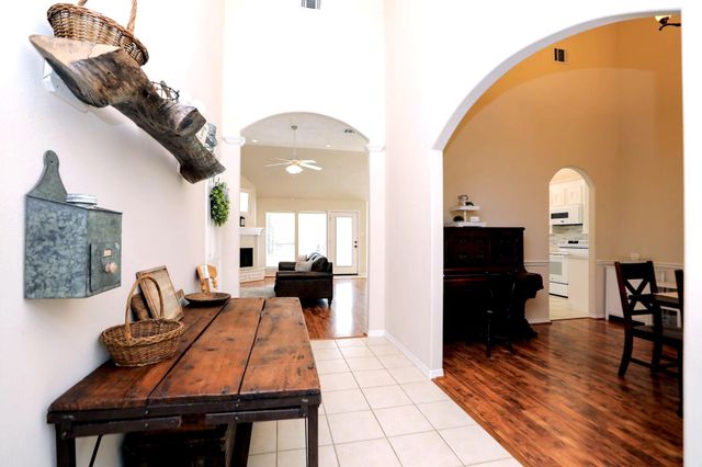 26718 Stagecoach Crossing Drive, Magnolia, TX 77355