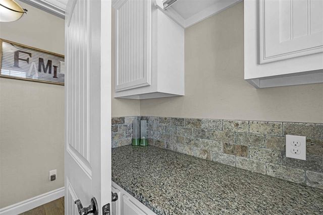 2197 SW 56th St, Lawton, OK 73505