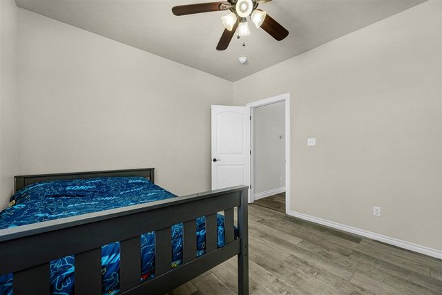 2197 SW 56th St, Lawton, OK 73505