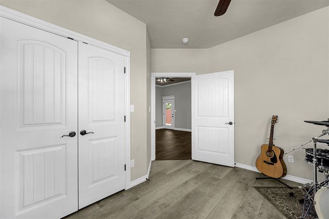 2197 SW 56th St, Lawton, OK 73505