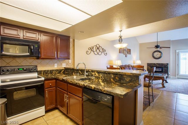 2753 Lodestone Drive, Las Vegas, NV 89117