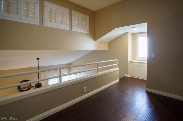 2753 Lodestone Drive, Las Vegas, NV 89117