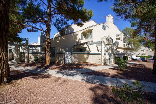 2753 Lodestone Drive, Las Vegas, NV 89117