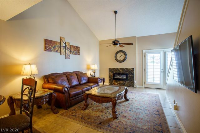 2753 Lodestone Drive, Las Vegas, NV 89117