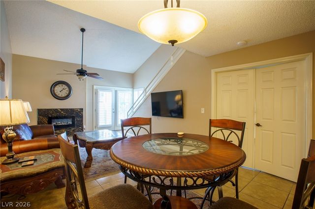 2753 Lodestone Drive, Las Vegas, NV 89117