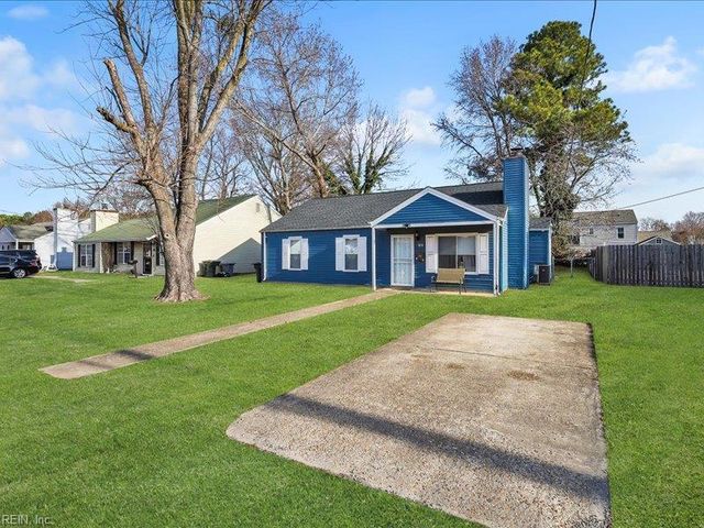 814 Downing ST, Hampton, VA 23661