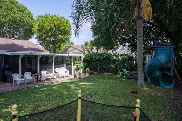9060 CHRYSANTHEMUM Drive, Boynton Beach, FL 33472