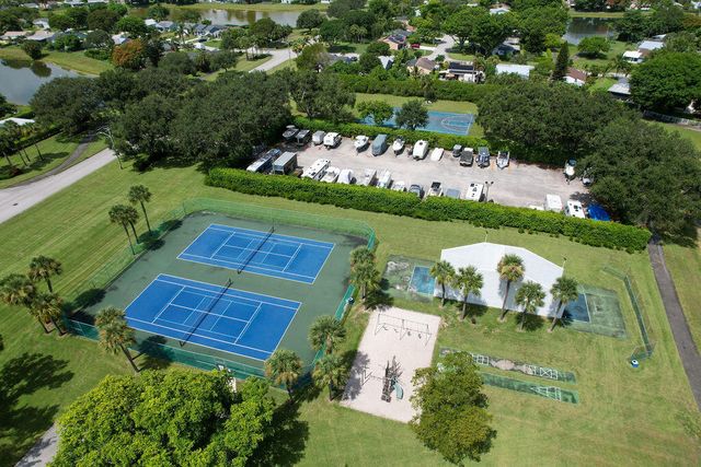 9060 CHRYSANTHEMUM Drive, Boynton Beach, FL 33472