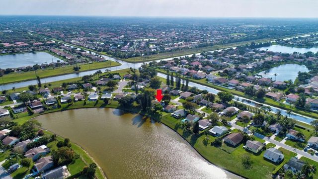 9060 CHRYSANTHEMUM Drive, Boynton Beach, FL 33472