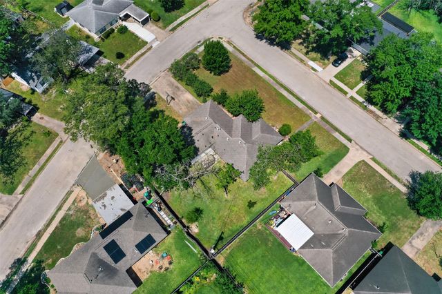 4719 Nina Lee Lane, Houston, TX 77092