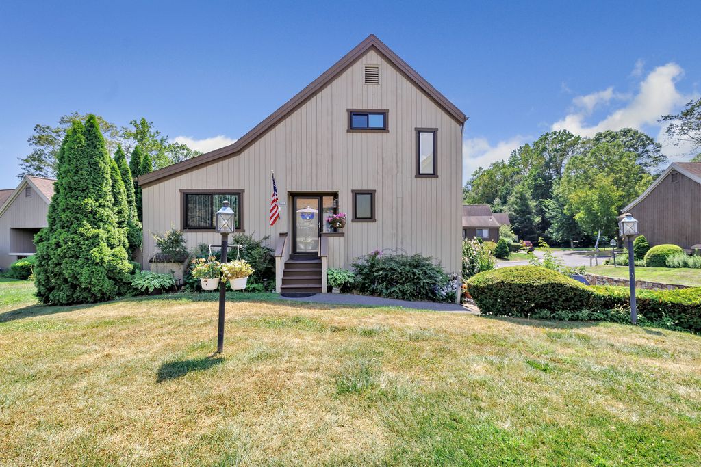 87 Creek Lane A, Stratford, CT 06614