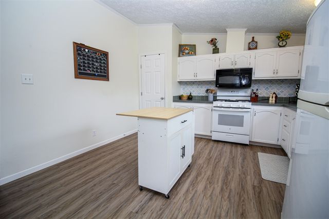 12524 Serenity Drive, Marcellus, MI 49067