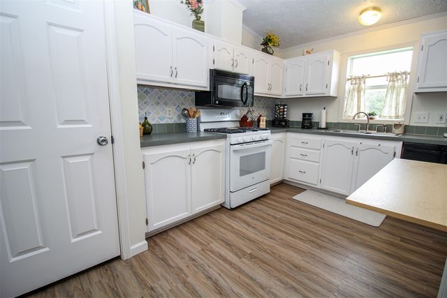 12524 Serenity Drive, Marcellus, MI 49067
