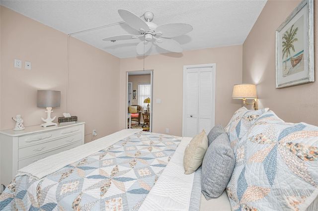 5257 81ST LANE N 2, St Petersburg, FL 33709