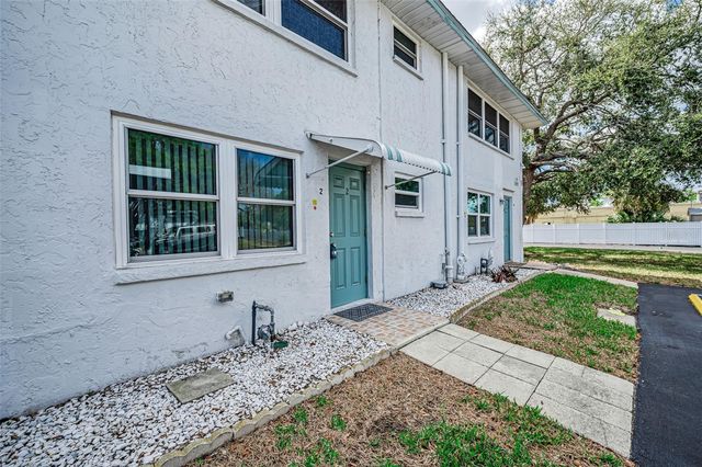 5257 81ST LANE N 2, St Petersburg, FL 33709