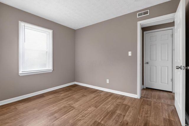 2902 Northglen Drive, Columbus, OH 43224