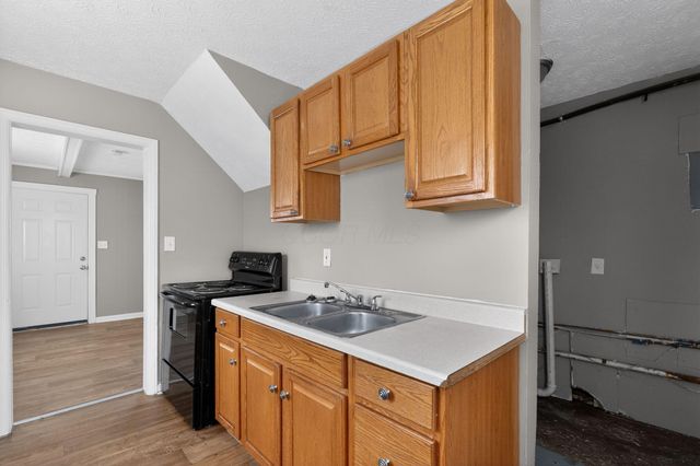 2902 Northglen Drive, Columbus, OH 43224