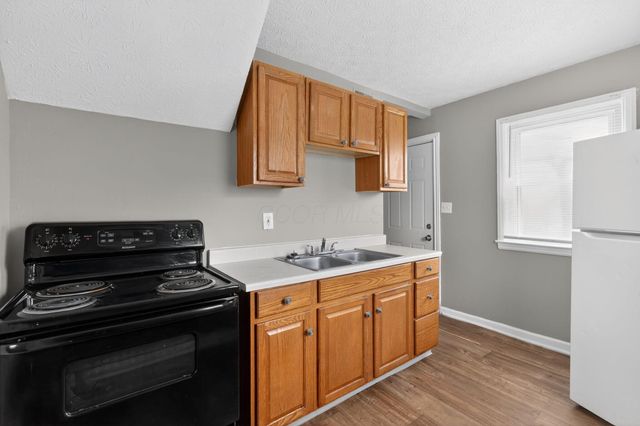 2902 Northglen Drive, Columbus, OH 43224
