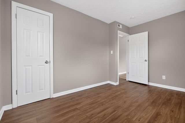2902 Northglen Drive, Columbus, OH 43224