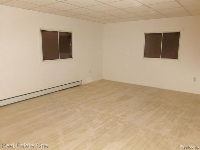 25832 Lexington 6, South Lyon, MI 48178