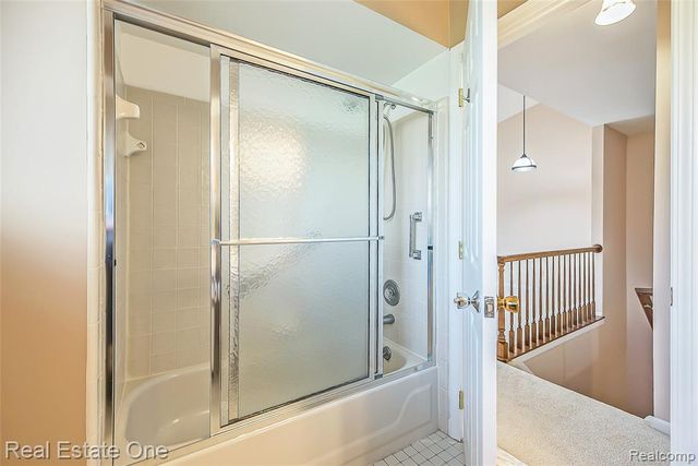 25832 Lexington 6, South Lyon, MI 48178