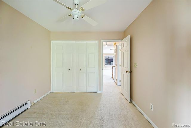 25832 Lexington 6, South Lyon, MI 48178