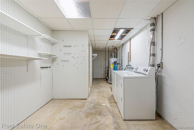 25832 Lexington 6, South Lyon, MI 48178