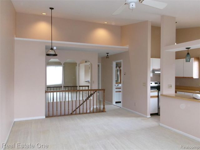 25832 Lexington 6, South Lyon, MI 48178