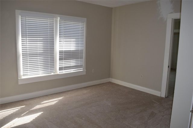 214 E Jack Street, Baytown, TX 77520