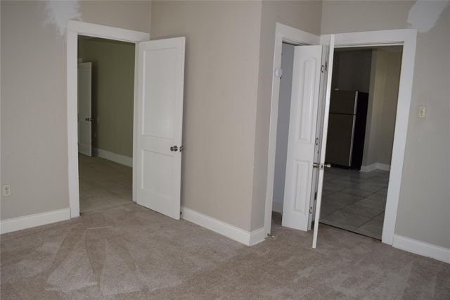 214 E Jack Street, Baytown, TX 77520