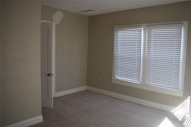 214 E Jack Street, Baytown, TX 77520