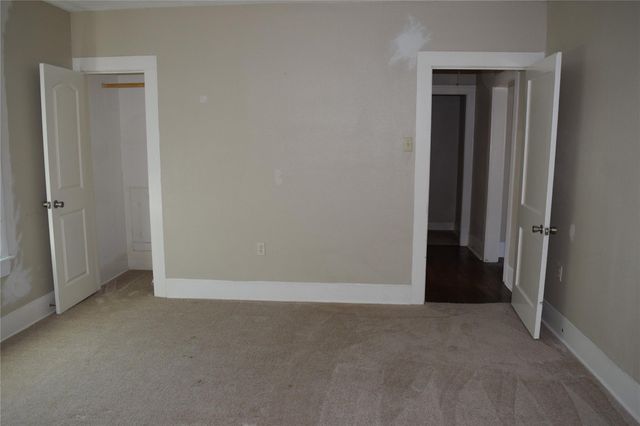 214 E Jack Street, Baytown, TX 77520