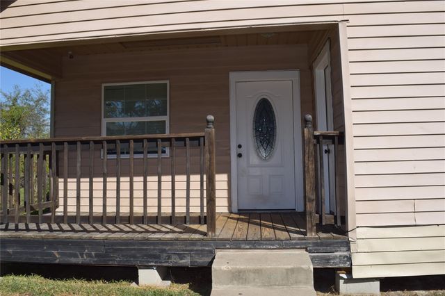 214 E Jack Street, Baytown, TX 77520