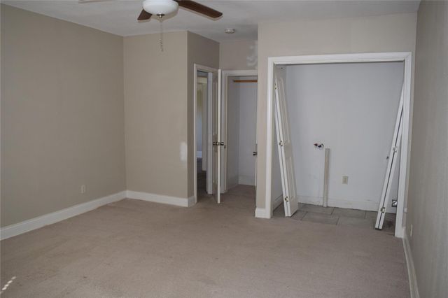 214 E Jack Street, Baytown, TX 77520