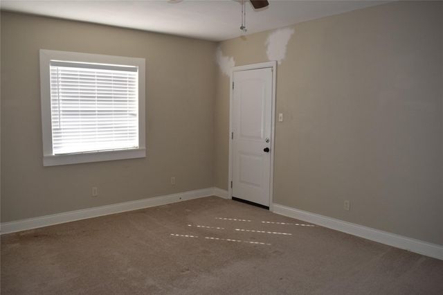 214 E Jack Street, Baytown, TX 77520